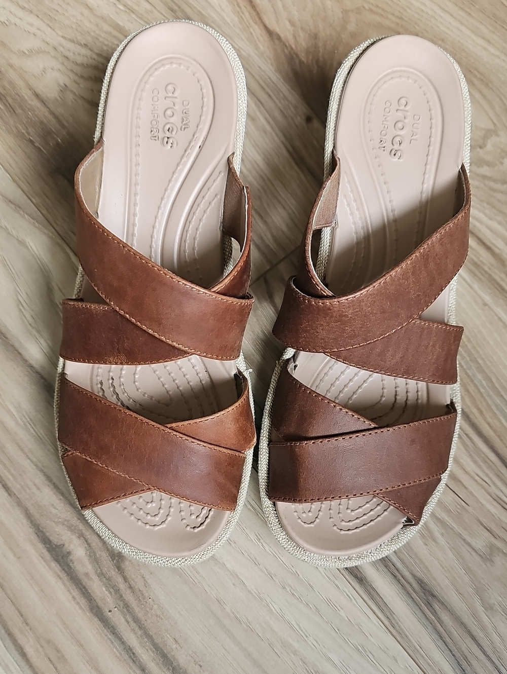 CROCS Women's Brown Crisscross Slide Mules